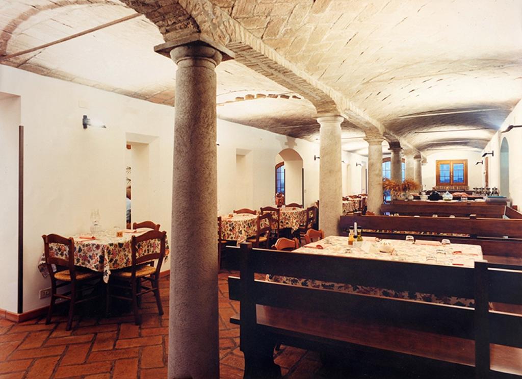 Gasthaus La Tomina Mirandola Exterior foto